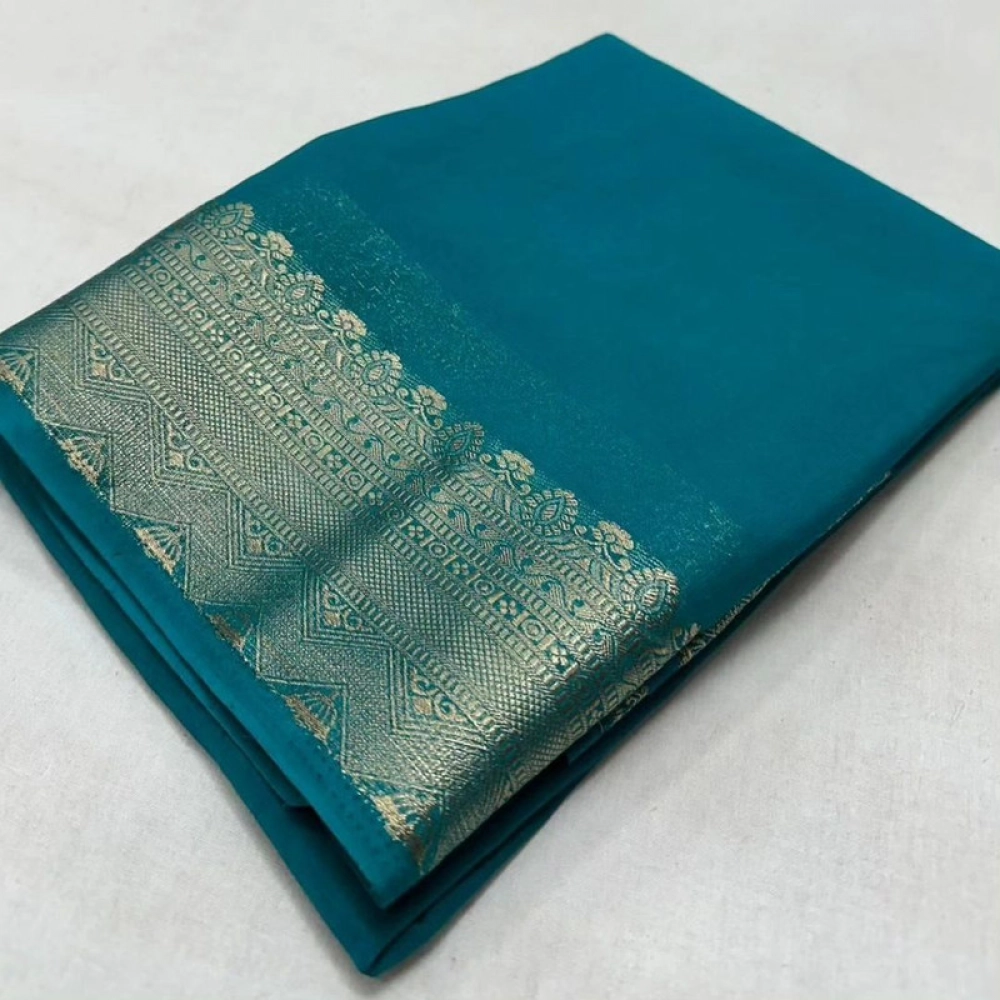 generic women's crepe chit pallu solid saree with unstitched blouse 5.5mtr (sky blue)