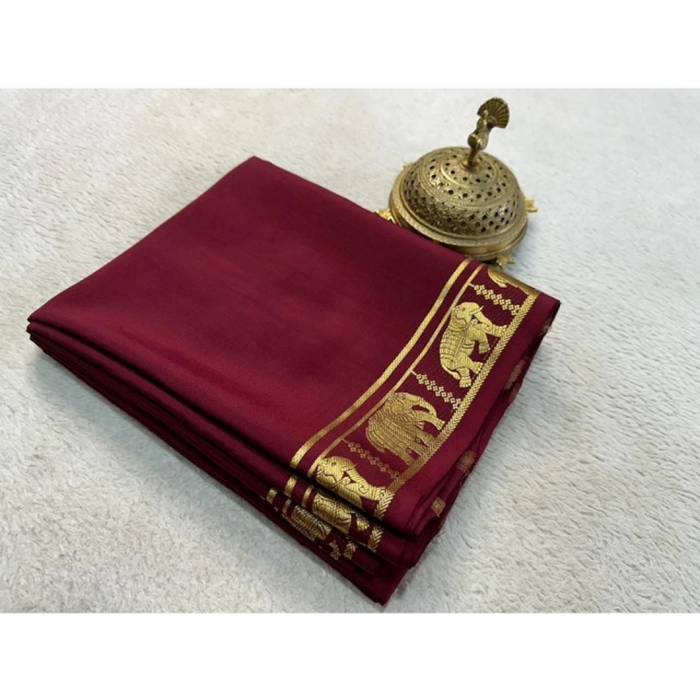 generic women's crepe chit pallu solid saree with unstitched blouse 5.5mtr (maroon)